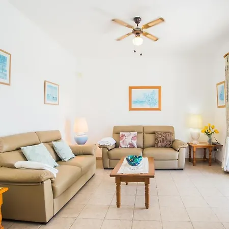 מלון Beautiful 2 Bed With Large Pool Casa Manana