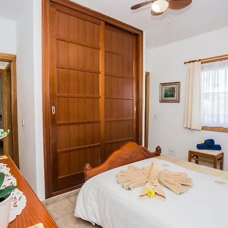 מלון Beautiful 2 Bed With Large Pool Casa Manana פלאיה בלנקה