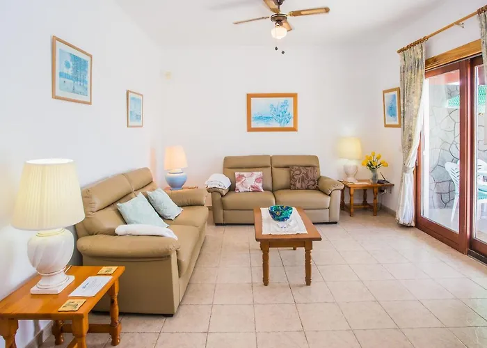 Hotell Beautiful 2 Bed With Large Pool Casa Manana